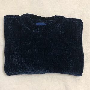 Crew neck sweater